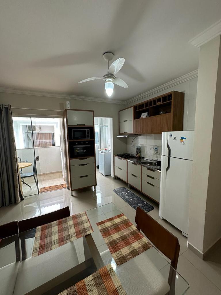 EDÉSIA B-303 - Dois dormitórios - 1 suíte Florianópolis Exterior foto